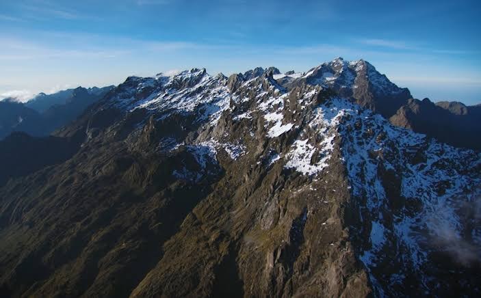 ルウェンゾリ山地